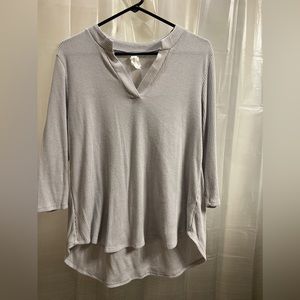 Honeyme gabby top size small.